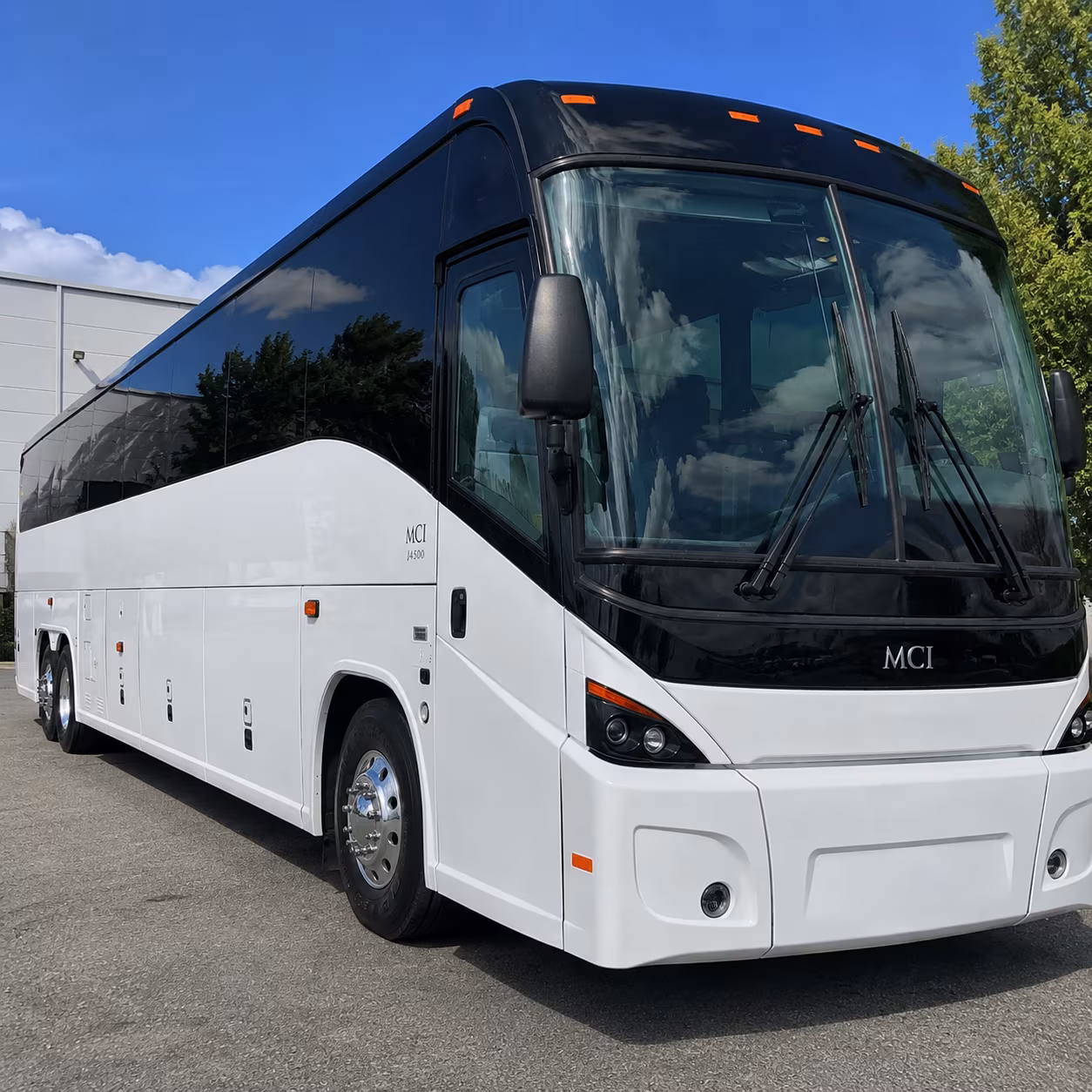 charter bus pickup and drop off at syracuse hancock international airport syr