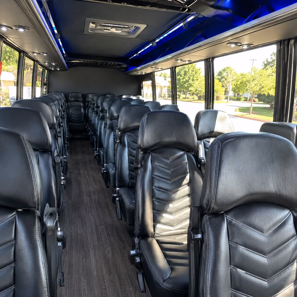 minibus rentals for skaneateles and finger lakes venue weddings