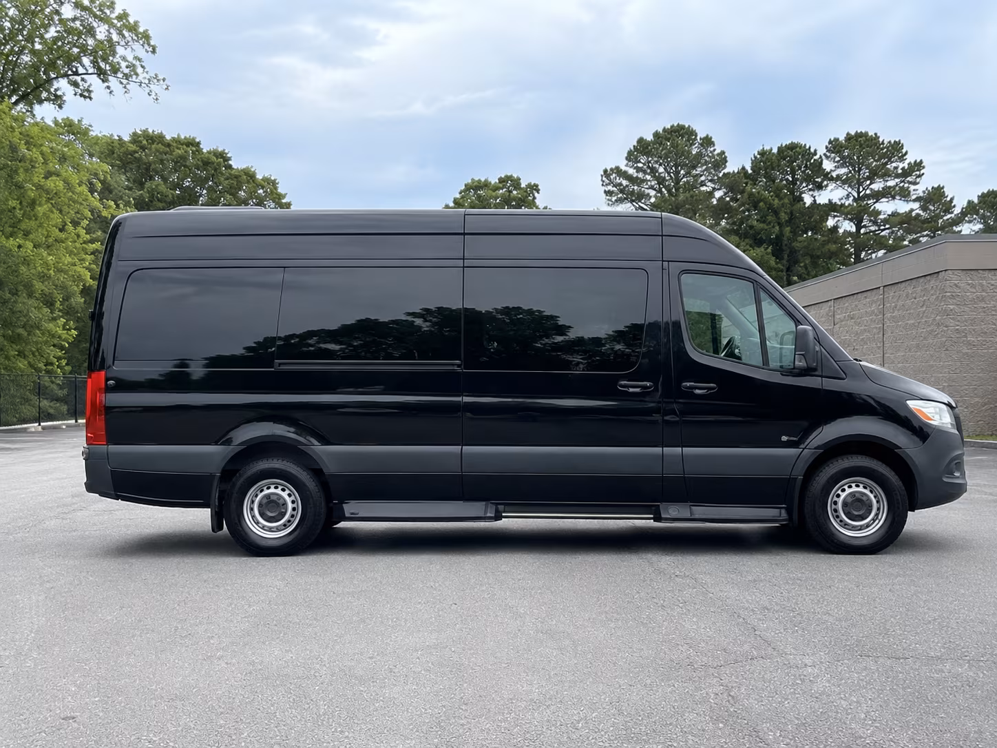 syracuse sporting event transportation