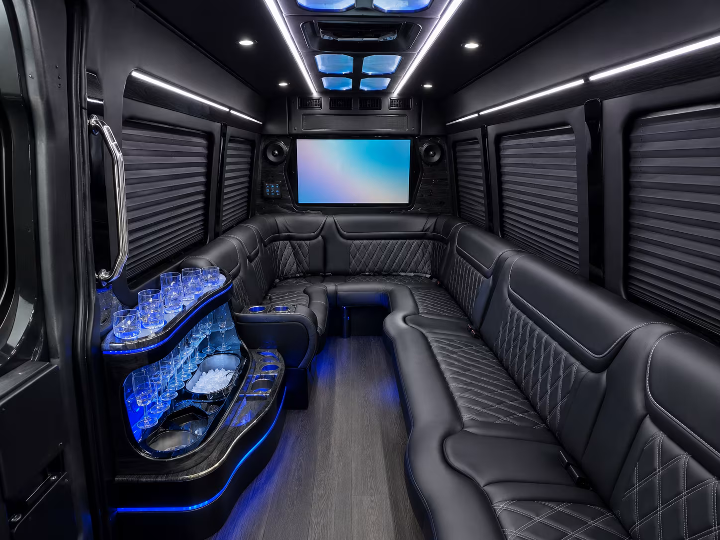 syracuse university graduation prom and special event transportation